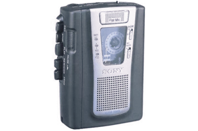 Sony TCM-459V Cassette Tape Player / Recorder