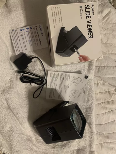 Rybozen M203 Slide Viewer - Black Openbox