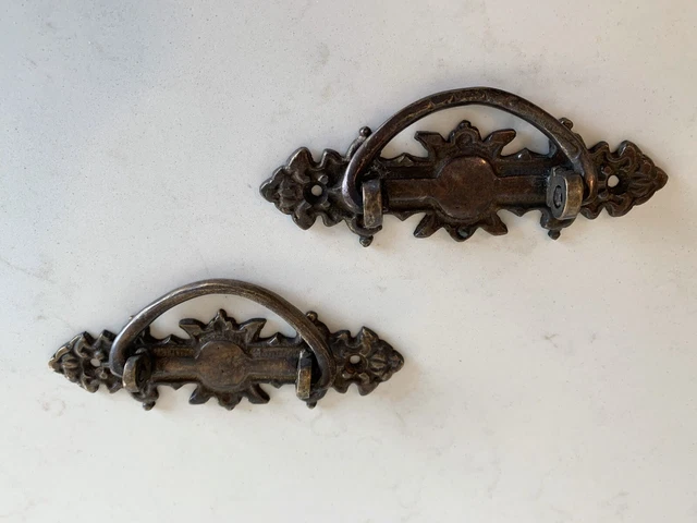 Brass Ornate Star Cabinet / Drawer Pull - Set 2 - Vintage Antique Finish