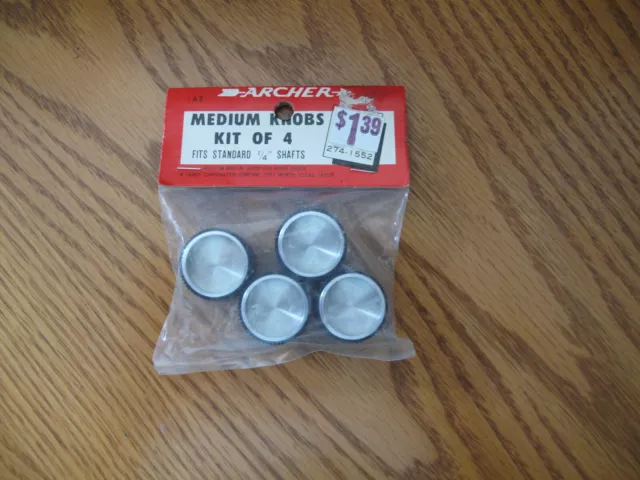 RADIO SHACK Archer Medium Radio Knobs for 1/4" Shafts NEW NOS 4 Pack Vintage