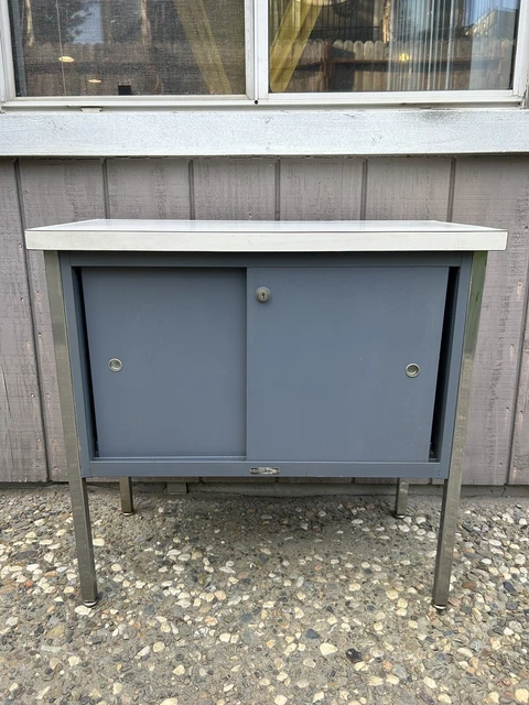 McDowell & Craig Cabinet