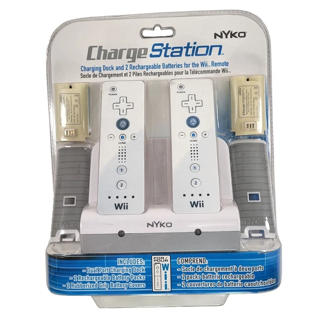 NEW NYKO WII Charge Station Dock White Nintendo Remote 87000A50 24.95