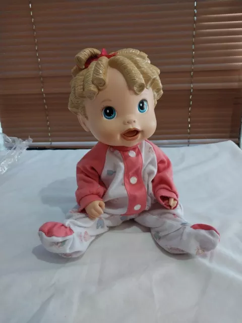 Hasbro 2009 Baby Alive All Gone Talking Doll-Works Great!