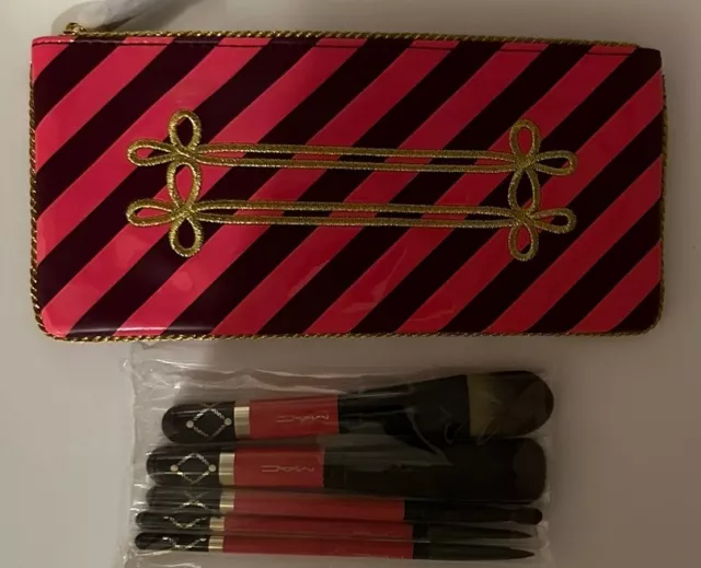 NWB MAC Nutcracker Sweet Basic Brush Kit - Brush Bag & 5 Brushes