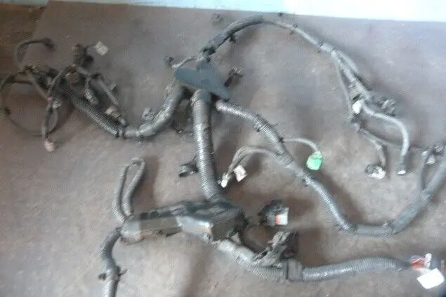 2009 09 Nissan Rogue 2.5L Engine Motor Wire Wiring Harness Oem