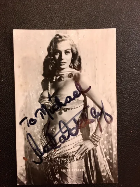 Anita EKBERG, Autografo Su Foto-Cartolina