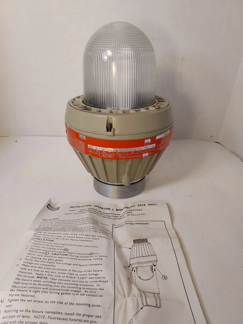 HUBBELL KILLARK Vertical MT. EBF261 Light Hazardous Location 26W 120V PL-13 Lamp
