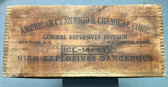 American Cyanamid & Chem CO Dynamite  Explosives Advertising Wooden Dovetail Box
