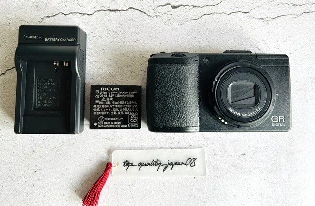 RICOH Digital Camera GR III Black GR DIGITAL 3 W/ Battery Charger Fast Shipping