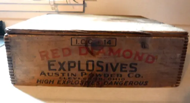 Antique RED DIAMOND Explosives by Austin Powder Co. Wooden Ship Crate Odd Shape