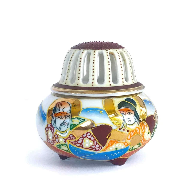 Japan Satsuma Moriage Incense Burner with Lid Three Immortals Signed
