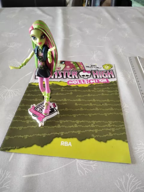 Mattel 2014 - MONSTER HIGH - figurine + socle et fascicule - Venus McFlytrap # 9