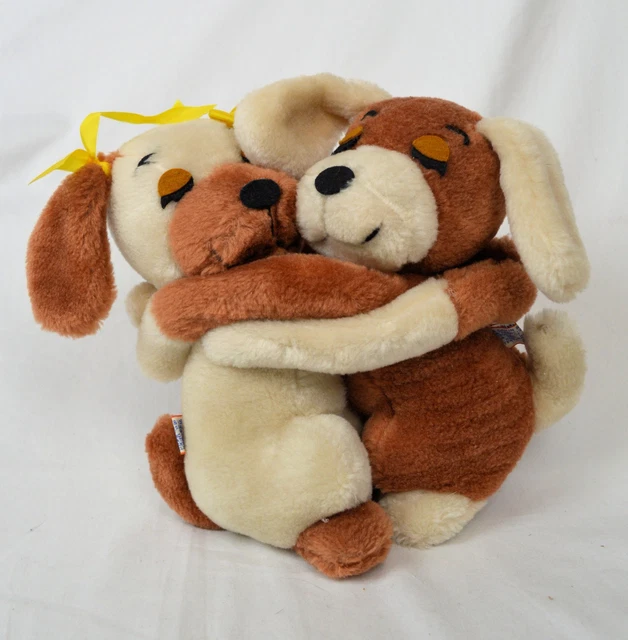 VINTAGE DAKIN HUGGING/KISSING Dogs Plush Stuffed Animals Boy Girl