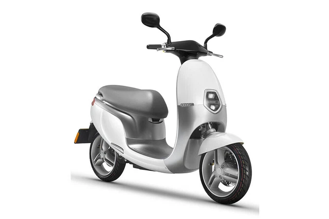 scooter électrique (équivalent 50cm3) 2