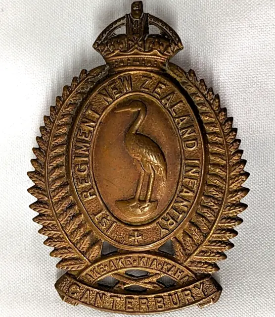 WW1 WW2 New Zealand Army 1st Canterbury Regiment cap badge