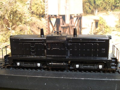 Athearn Athearn 41018 Wisconsin Centrale 1556 SW1500 Loco H0 Scala Richiede Nuovo Chip 