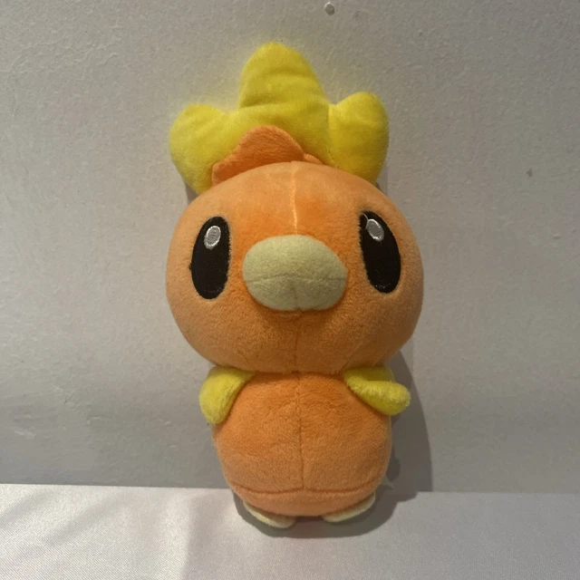 thumbnail image 2 of Pokemon Center: Siedzące Cuties Torchic Poké Plush, 6 Cali... 2 of 13