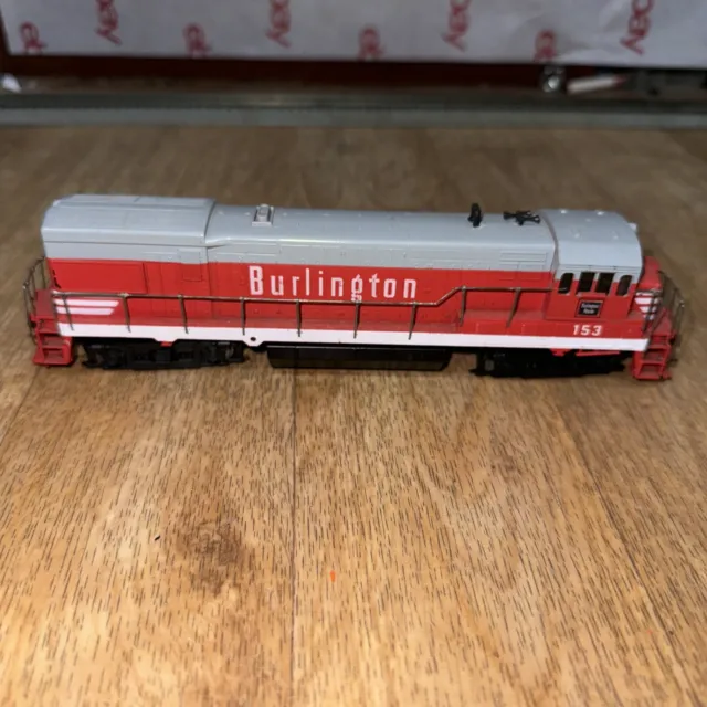 HO Scale Athearn Burlington Diesel Locomotive 153 KD’s