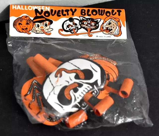 New Vintage 3 Pack Novelty Blow Out Noisemakers Halloween Skull Jack O Lantern