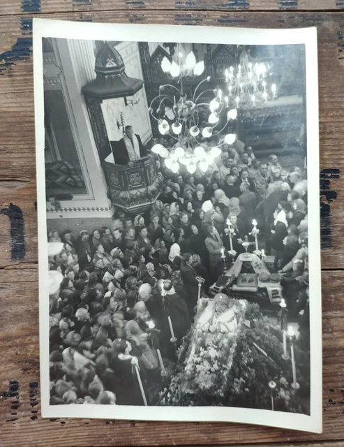 Original photo Funeral priest Church Autopsy Women Children near the coffin