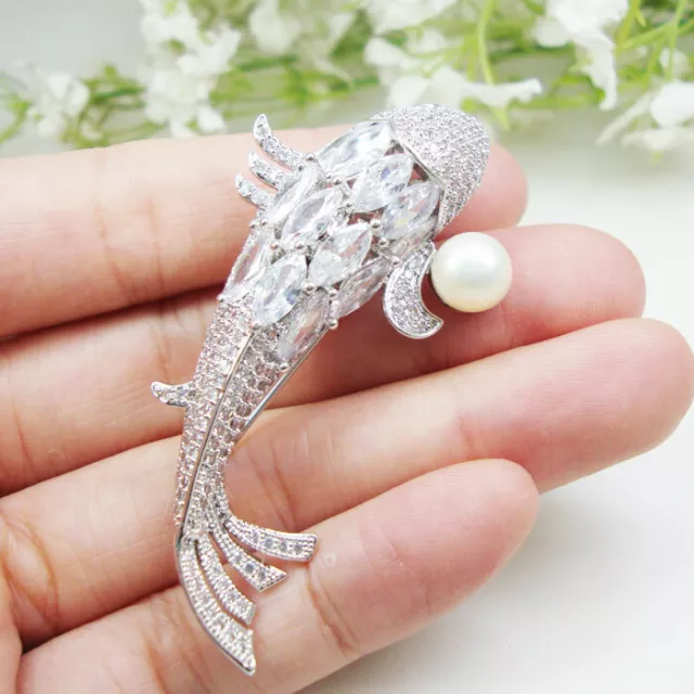Zircon Crystal Luxurious Carp Fish Pearl Pendant Woman Brooch Pin Animal Gifts