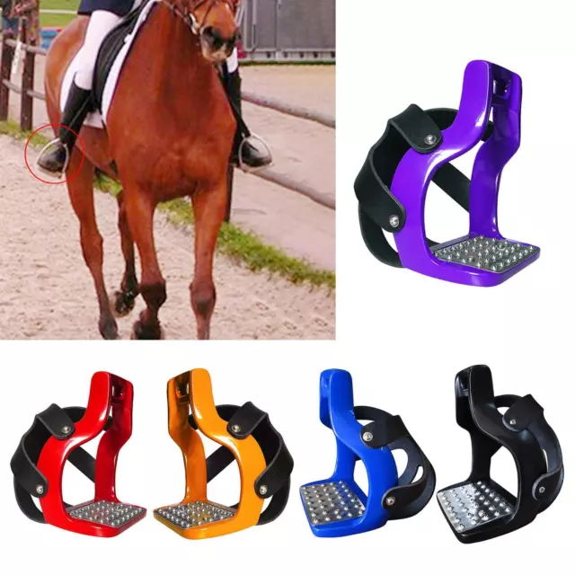 Horse Riding ,  Stainless Steel Non-Slip Pad Equestrian Die-Cast Aluminum Saddle