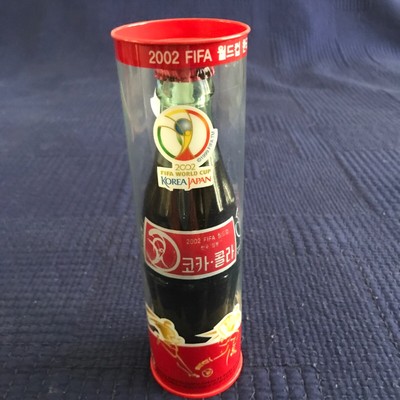 2002 FIFA WORLD Cup Coca-Cola Full Bottle Korea Japan in Plastic