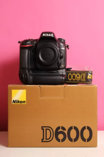 *AS NEW Nikon D600 FX 24.3MP Full Frame Digital SLR Camera Body Only 3k Shots!