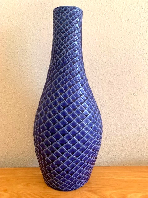 STIG LINDBERG COBALT Blue Reptil Vase Gustavsberg Sweden Mid