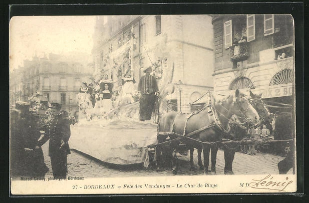CPA Bordeaux, Fête des Vendanges, La Char de Blaye