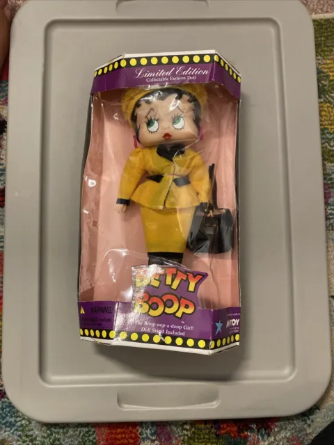 Vtg. 1986 Betty Boop The Boop-oop-a-doop Limited Edition Collectible Doll Yellow