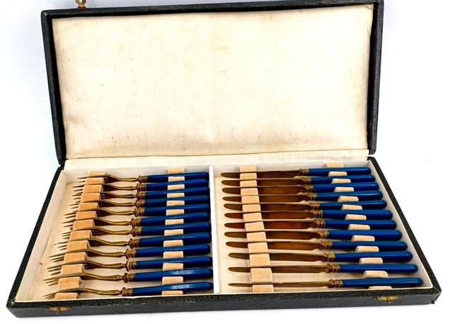 Couteau dessert traditionnel en ébène et métal argenté