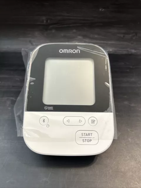 https://www.picclickimg.com/jzwAAOSw11hlKE2~/Omron-Bp5250-White-New-Replacement-No-Cuff-Only.webp