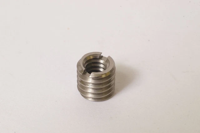 Tornillo Trípode F92909~ Mamiya Parte 5100-24141 (145-20041)