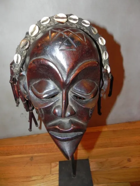 Arts of Africa - Chokwe Mask - DRC - Congo, Zambia - Angola (STAND NOT INCLUDED)