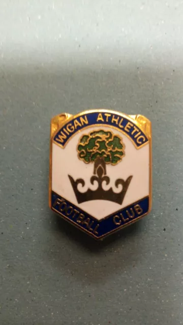 WIGAN ATHLETIC  FC - brooch pin badge