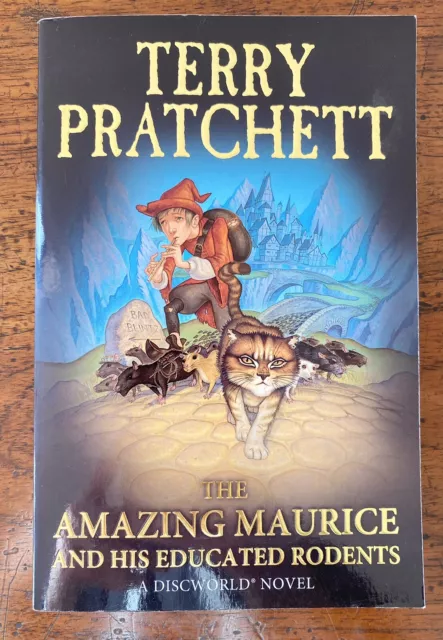 The Amazing Maurice and His Educated Rodents Terry Pratchett Paperback discworld