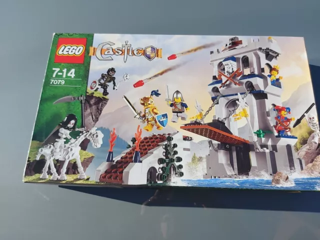 LEGO Castle 7079: Drawbridge Defense Completed, Dismantled Boxed   Instructions)