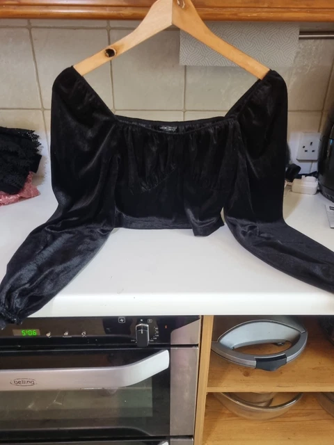 Lovely black long sleeved cropped top size 12/14 from Shein