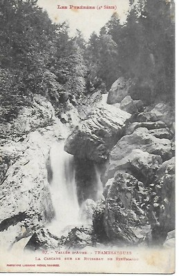 pic des pyrénées en 3 lettres