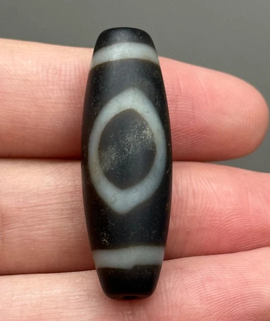 Authentic Ancient Indo Tibetan Himalayan Dzi Agate Rare Bead