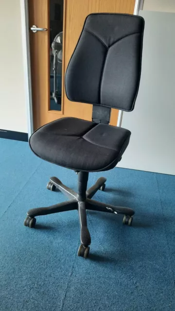 Kinnarps 5000 2025 chair