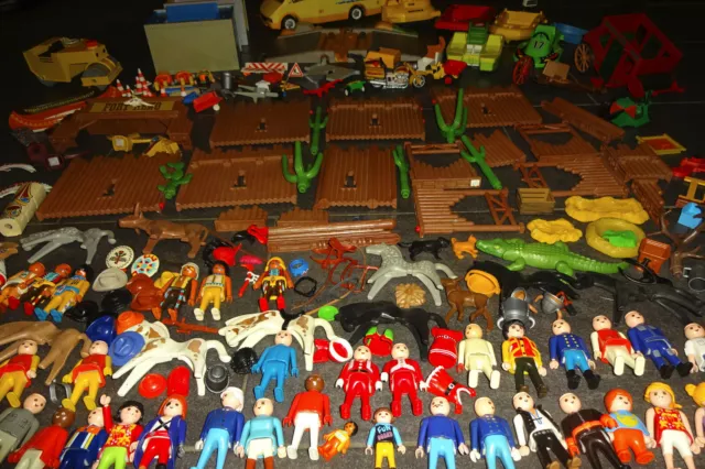 Großes PLAYMOBIL Konvolut ca. 5 KG Indianer Cowboys Bauarbeiter Wohnmobil usw.