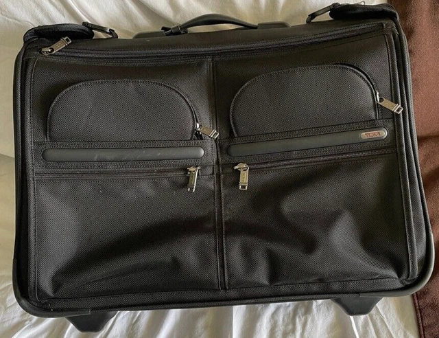 Tumi Alpha Gen4 Upright Rolling 2 Wheels Full Size Garment Bag Suitcase 22033D4