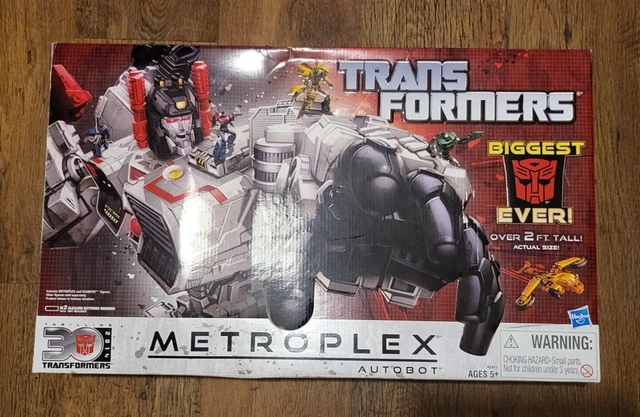 HASBRO TRANSFORMERS GENERATIONS Titan Class Metroplex *A1 Condition* £ ...