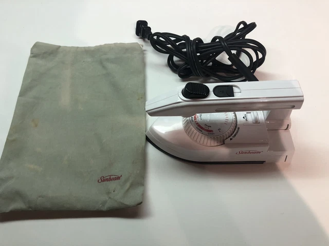 Sunbeam Model 3939 International Foldable Dual Voltage Travel Steam Iron