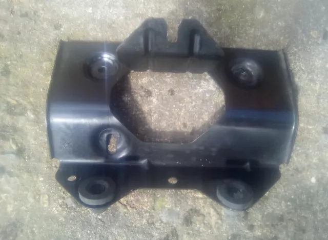 Peugeot Expert D70 1.9 2006 water pump bracket