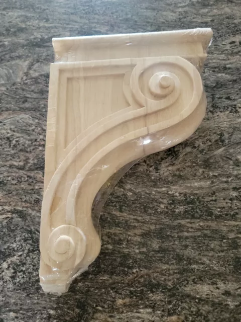 Ménix de madera tallada Ménix de madera tallada