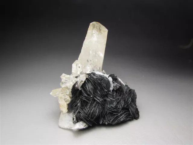 Quartz and Hematite crystals Guangdong China 2