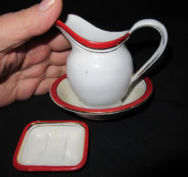 LIMOGES ENSEMBLE DE toilette broc et cuvette couleur rose EUR 30,00 - FR